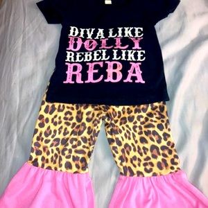 Boutique size 12-18 months